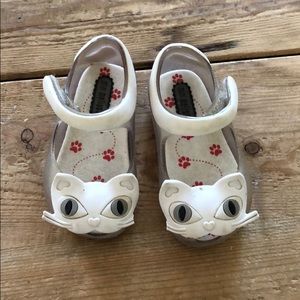 Mini Melissa’s size 5